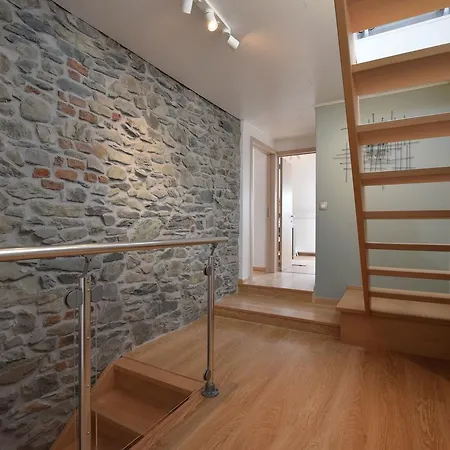 Modern Holiday In With Fenced Garden * 巴斯托涅