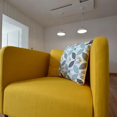 Modern Holiday In With Fenced Garden 度假居 *